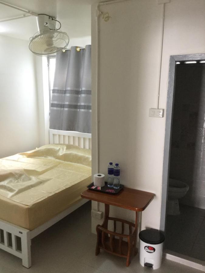 Siriwal Guesthouse Phra Nakhon Si Ayutthaya Esterno foto
