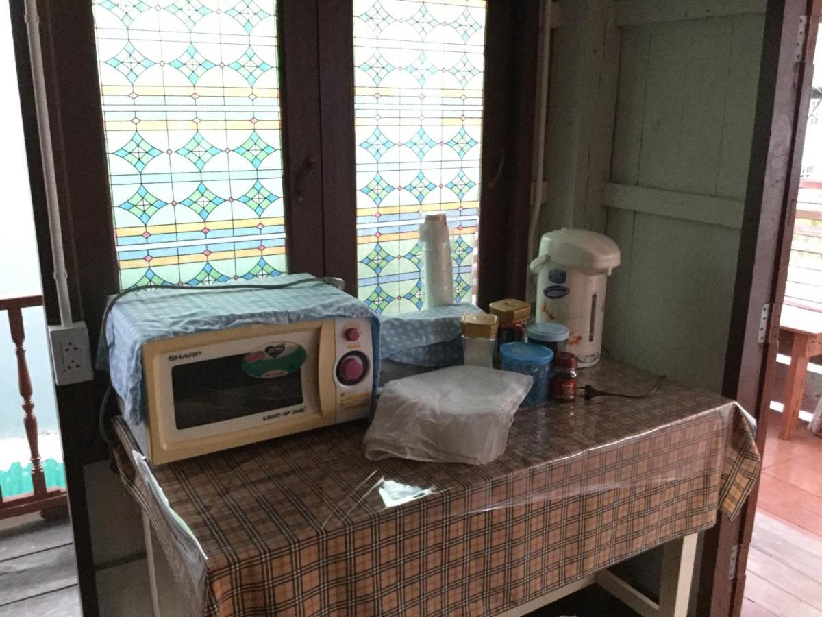 Siriwal Guesthouse Phra Nakhon Si Ayutthaya Esterno foto