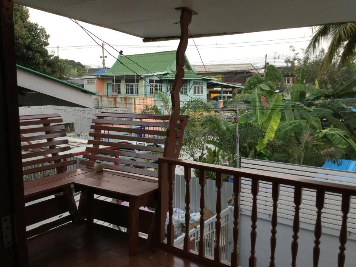 Siriwal Guesthouse Phra Nakhon Si Ayutthaya Esterno foto